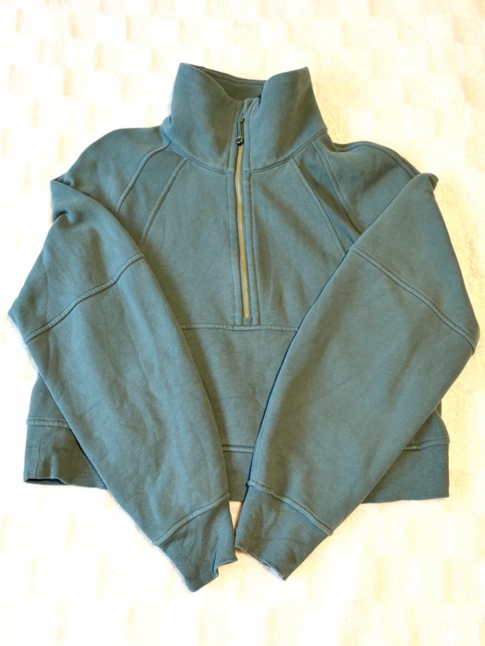 Lululemon Scuba Funnel Neck Half Zip Pullover XS/S Green Cropped Sweatshirt